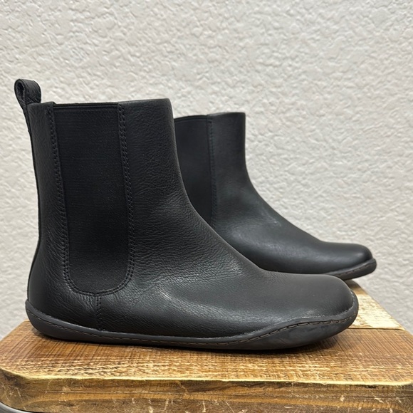 Camper Black Leather Chelsea Ankle Boots Size 36 - Picture 1 of 7